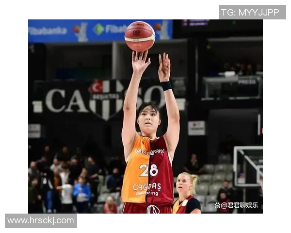 中国女篮新星崛起15岁1米93中锋李月汝妹妹助力换队夺冠